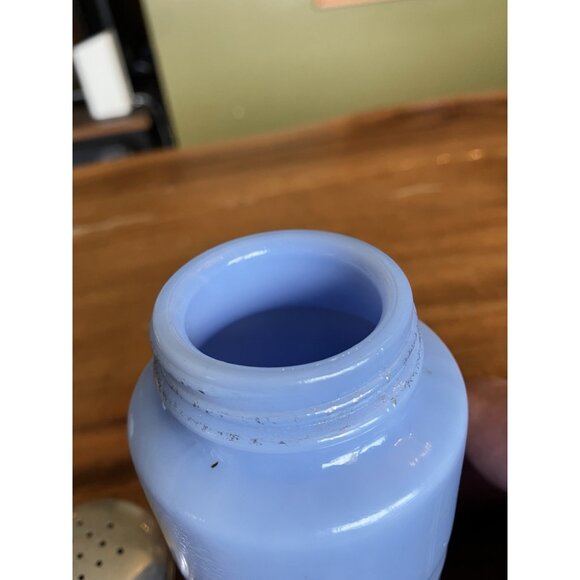 Vintage Jeannette Delphite Blue Ribbed Glass Pepper Shaker - Picture 10 of 13
